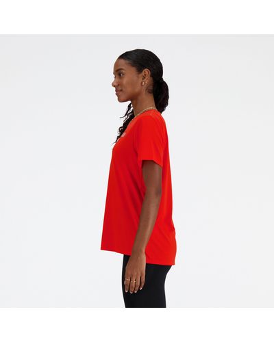New Balance Sport Essentials T-shirt In Poly Knit - Red