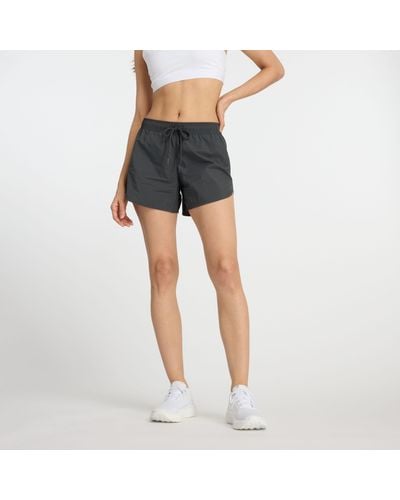 New Balance Shifted Short In Polywoven - Black