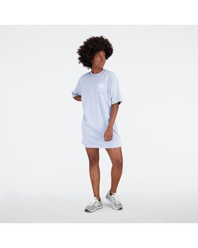 New Balance Femme Essentials Stacked Logo French Terry Graphic Dress En, Cotton, Taille - Blanc