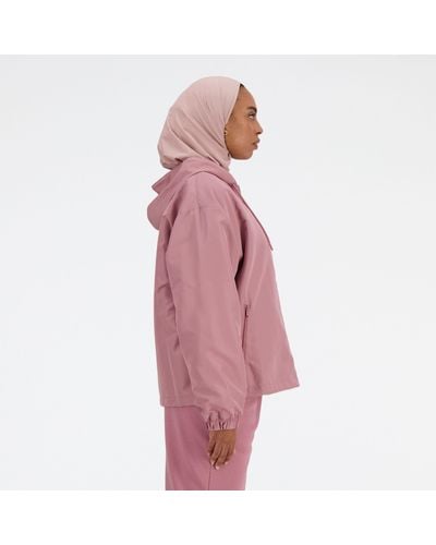 New Balance Iconic Collegiate Woven Jacket In Pink Polywoven