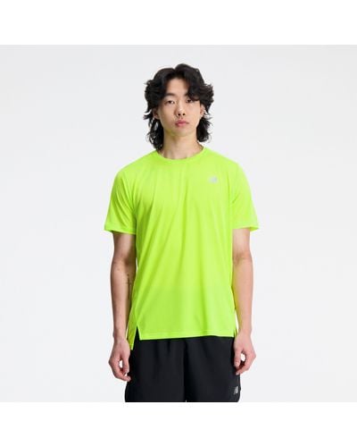 New Balance Accelerate short sleeve in verde