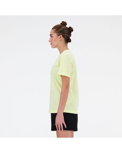 New Balance Hyper density jersey t-shirt in grün - Natur
