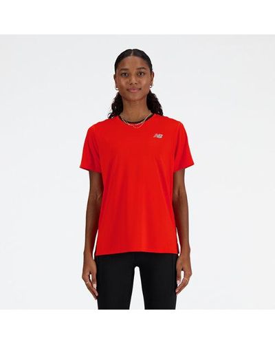 New Balance Femme Sport Essentials T-Shirt En, Poly Knit, Taille - Rouge