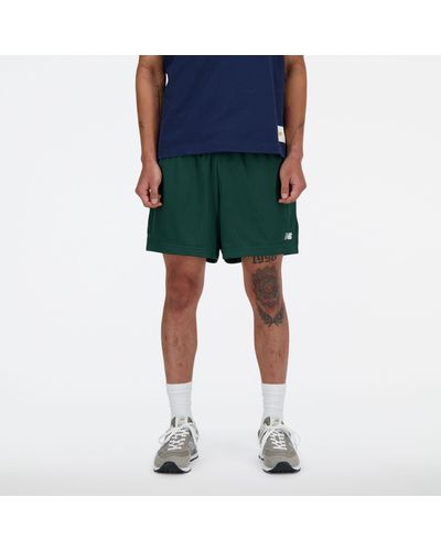 New Balance Sport essentials mesh short 5" in verde - Blu