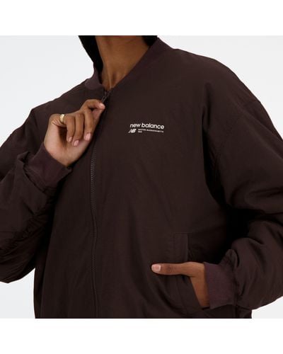 New Balance Linear heritage woven bomber jacket in nero - Marrone