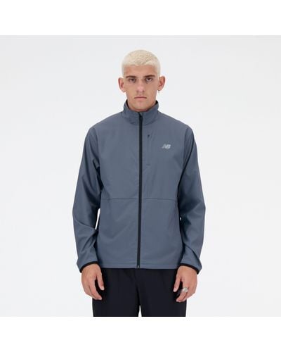 New Balance Stretch woven jacket in grau - Blau