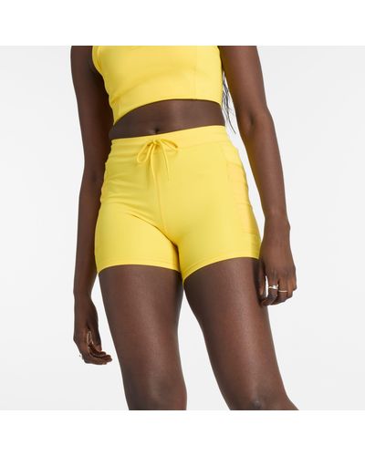 New Balance District Vision X Fitted Short - Yellow