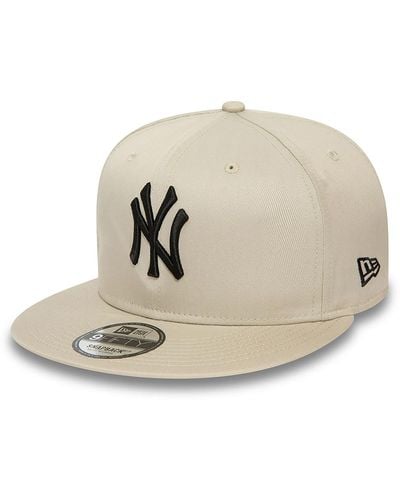 KTZ New York Yankees League Essential Light Beige 9fifty Snapback Cap - Natural