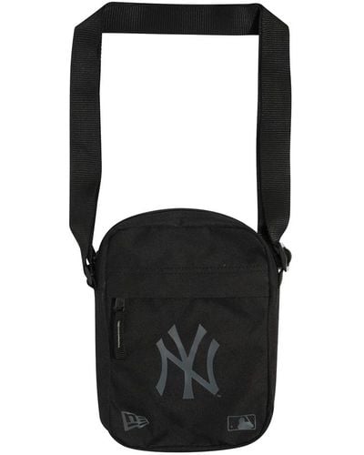 KTZ New York Yankees Logo Side Bag - Black