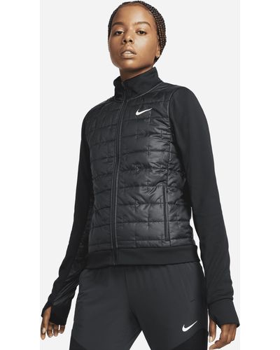 Nike Therma-fit Synthetic-fill Running Vest In Black,