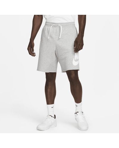 Nike Club Alumni French Terry Shorts - Natural