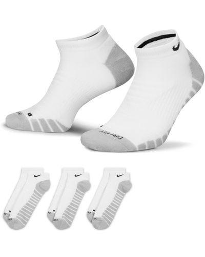 Nike Everyday Max Cushioned Training No-show Socks - White