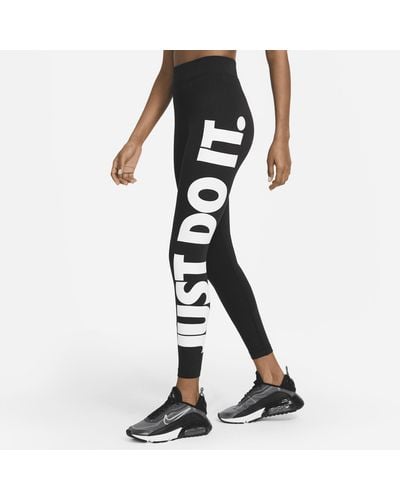 Nike Sportswear Essential legging Met Hoge Taille En Graphic - Zwart