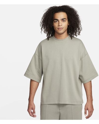 Nike Sportswear Tech Fleece Reimagined Oversized Short-sleeve Sweatshirt - Grey