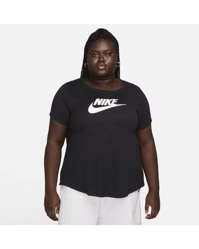Nike Sportswear Essentials Logo T-shirt (plus Size) - Black