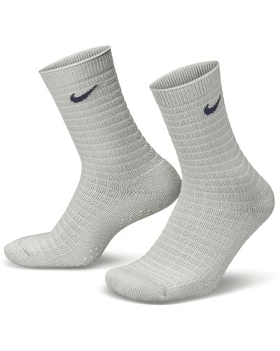 Nike Dri-fit Everyday House Crew Socks (1 Pair) - Gray