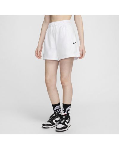 Nike Sportswear Essentials Repel Mid-rise Shorts - White