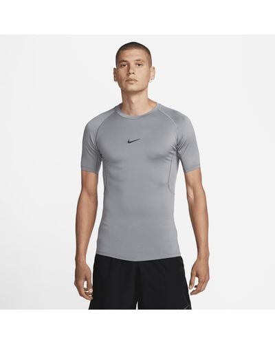 Nike Pro Dri-fit Tight Short-sleeve Fitness Top 50% Recycled Polyester - Gray