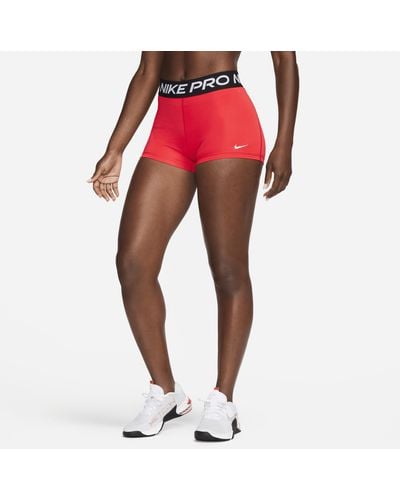 Nike Pro 8cm (approx.) Shorts 50% Recycled Polyester - Red