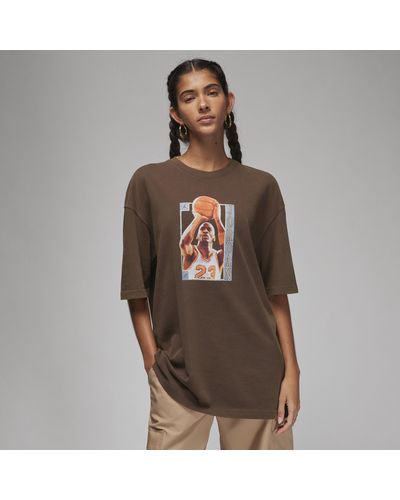 Nike Oversized Graphic T-shirt - Brown