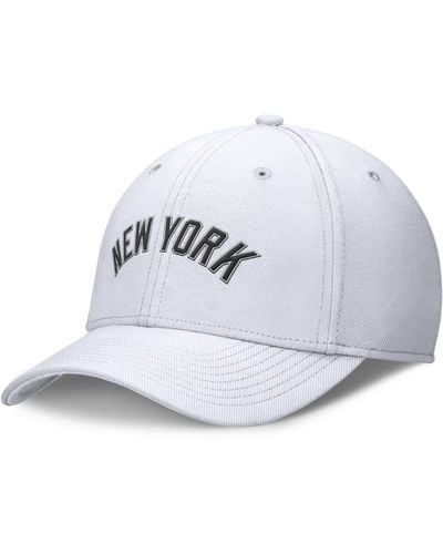 Nike New York Yankees Evergreen Swoosh Dri-fit Mlb Hat - White