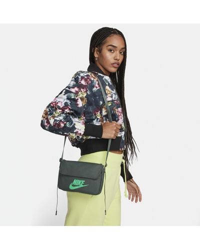 Nike Sportswear Futura 365 Crossbody Bag (3l) - Green