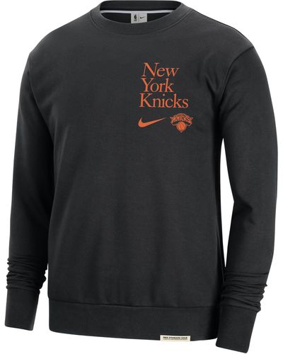 Nike New York Knicks Standard Issue Dri-fit Nba Crew-neck Sweatshirt - Black