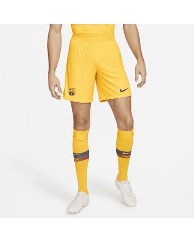 Nike Shorts da calcio dri-fit adv fc barcelona 2023/24 match da uomo - Giallo