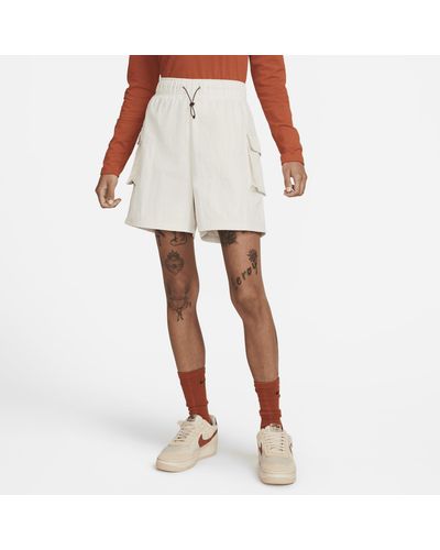 Nike Sportswear Essential Woven High-rise Shorts - Multicolour