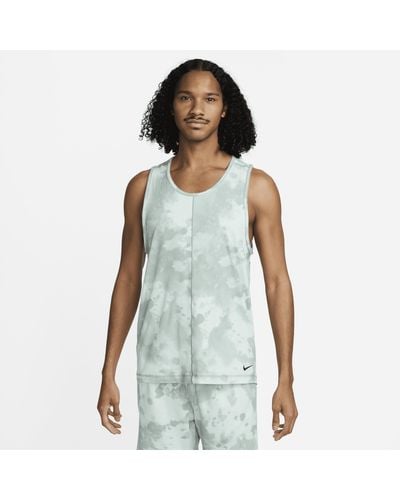 Nike Dri-fit Mouwloze Yogatop Met All-over Print - Blauw