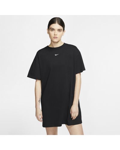 Nike Abito sportswear essential - Nero