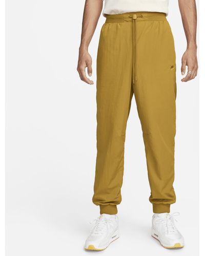 Nike Sportswear Repel Tech Pack Woven Trousers - Yellow