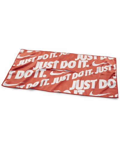 Nike Caddy Golf Towel - Red