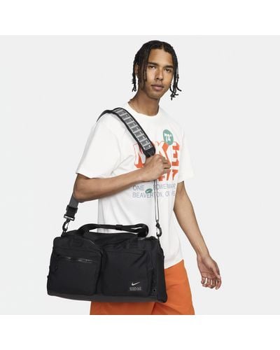 Nike Gym Bags and Duffel Bags for Men, Online Sale up to 24% off