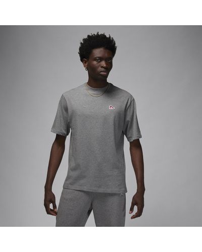 Nike Brand T-shirt - Gray