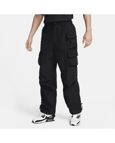 Nike Pantaloni con fodera in tessuto sportswear tech pack - Nero