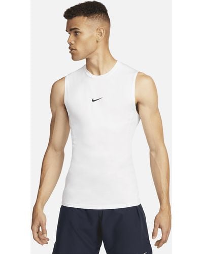 Nike Pro Dri-fit Tight Sleeveless Fitness Top 50% Recycled Polyester - White