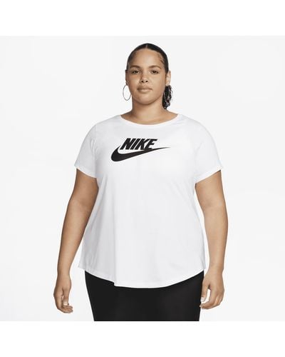 Nike T-shirt con logo sportswear essential - Bianco