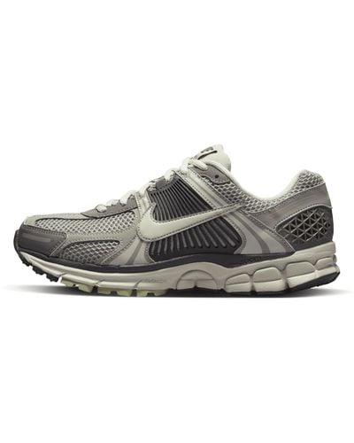 Nike Zoom Vomero 5 Shoes - Gray