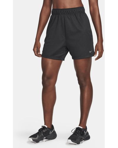 Nike Attack Dri-fit Fitness Mid-rise 5" Unlined Shorts - Black