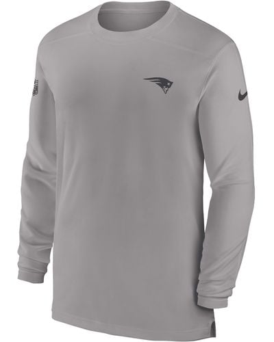 Nike Dri-FIT Sideline Team (NFL New York Giants) Men's Long-Sleeve T-Shirt.