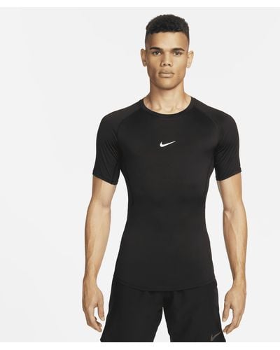 Nike Pro Dri-fit Tight Short-sleeve Fitness Top 50% Recycled Polyester - Black