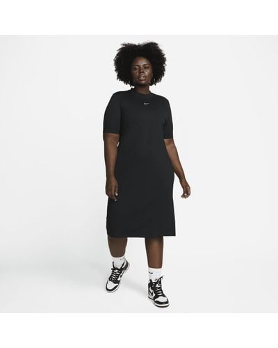 Nike Sportswear Essential Midi Dress (plus Size) - Black