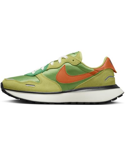 Nike Phoenix Waffle Shoes - Green