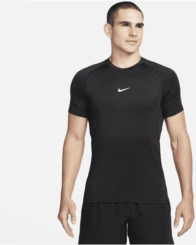 Nike Pro Dri-fit Tight Short-sleeve Fitness Top 50% Recycled Polyester - Black
