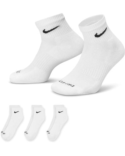 Nike Everyday Plus Cushioned Training Ankle Socks - White