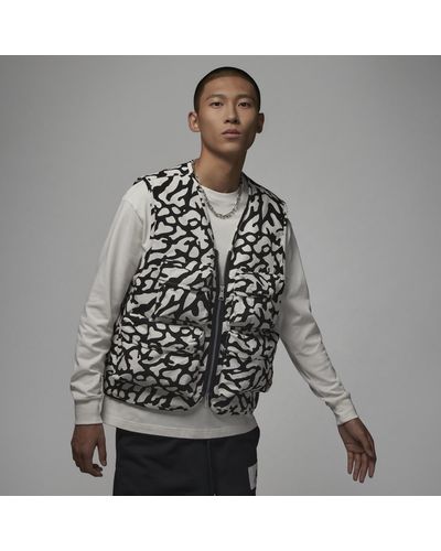 Nike Waistcoats and gilets for Men | Online Sale up to 58% off | Lyst