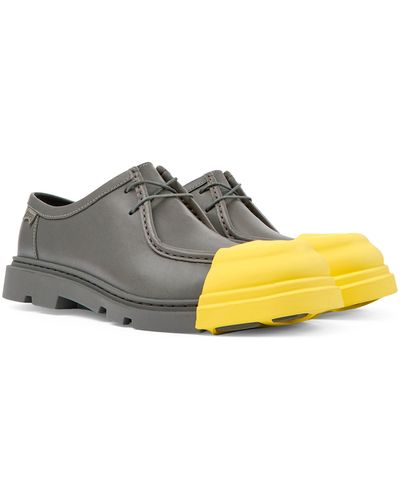 Camper Junction Chukka Shoe - Yellow