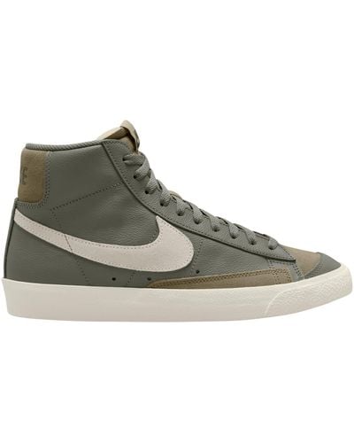 Nike Blazer Mid '77 Premium Sneaker - Green