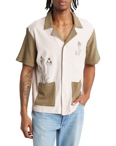 PacSun Shroom Terry Cloth Short Sleeve Button-up Camp Shirt - Multicolor